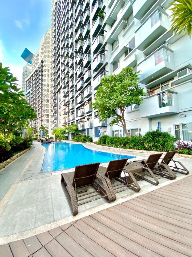 Frost At Manhattan Heights Towerb Manila Exterior foto